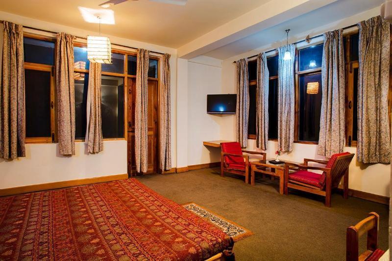 Hotel Manali Continental Exterior foto
