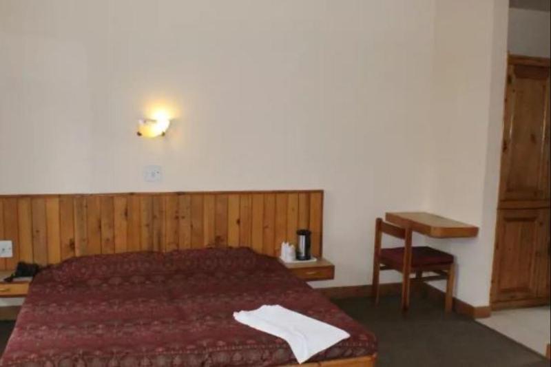 Hotel Manali Continental Exterior foto